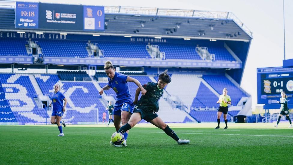Embracing the battle : Aoba Fujino enjoying the physical side of the FA Cup