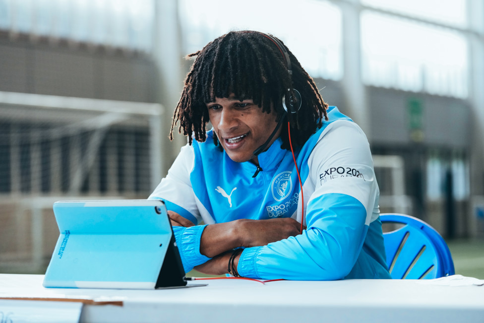 TOGETHER : Connecting with young people via video call