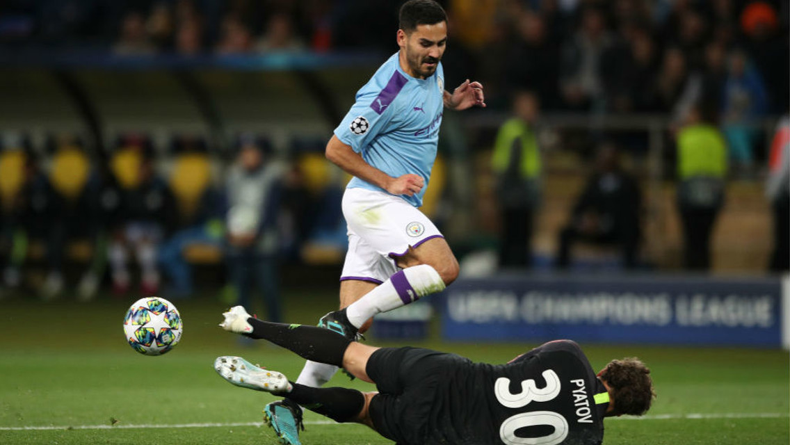 NOT THIS TIME: Ilkay Gundogan is denied by the Shakhtar keeper