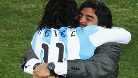 Histórias da Copa do Mundo: Maradona e Tévez