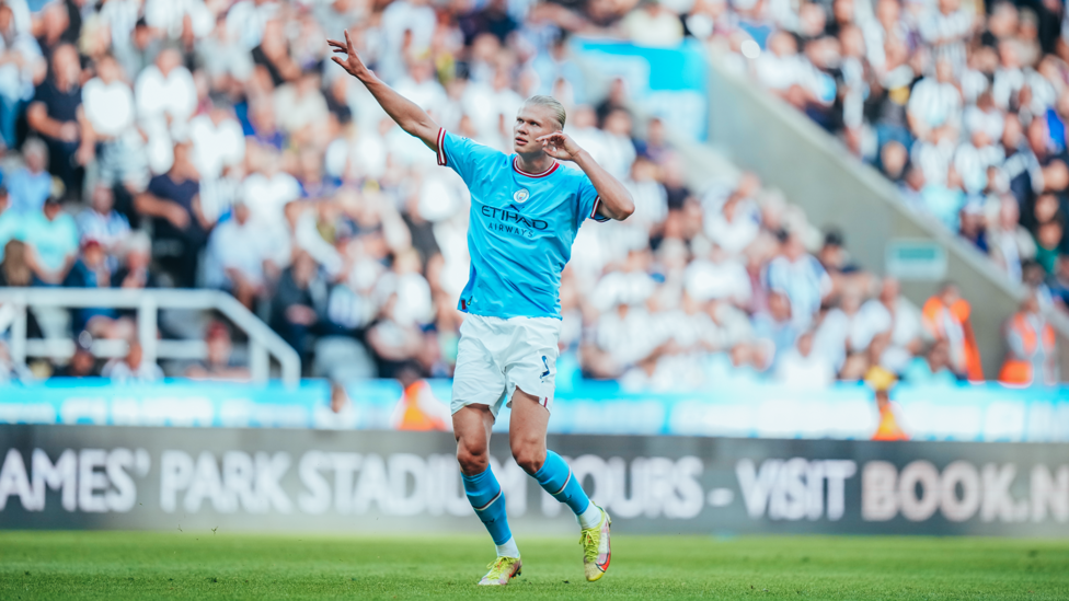 Newcastle United (away) : Left foot. Inside the box