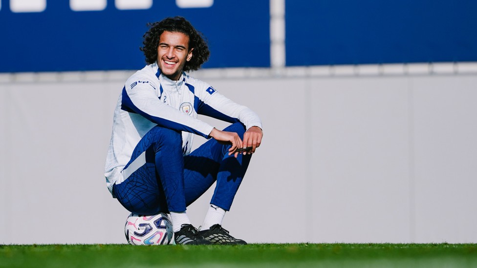 SUNNY SMILE : Ayyoub Bouaddi on the ball