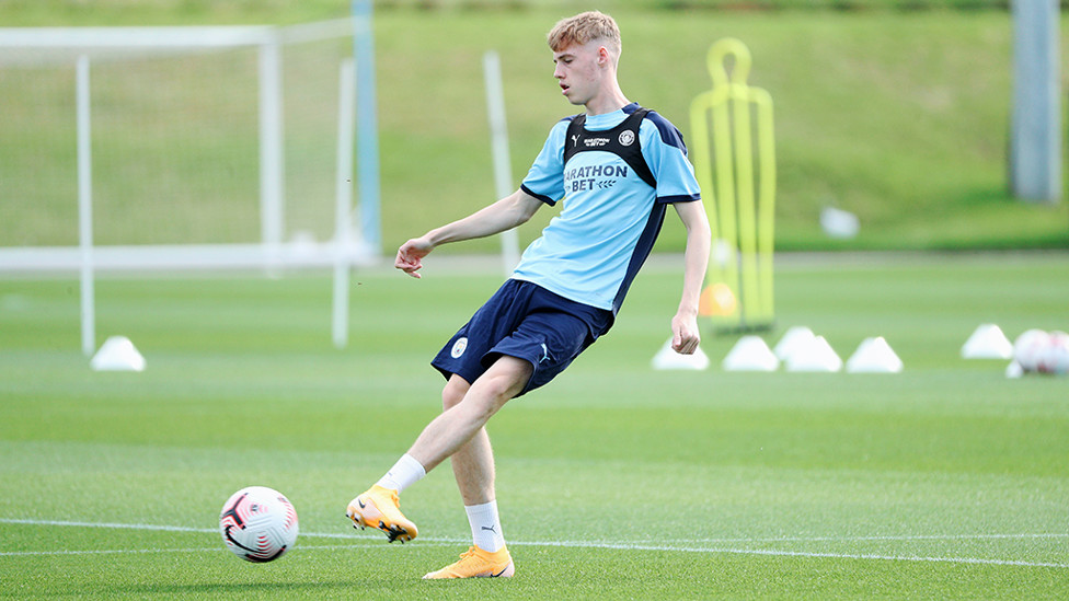 YOUNG AT ART: Cole Palmer fires in a pass