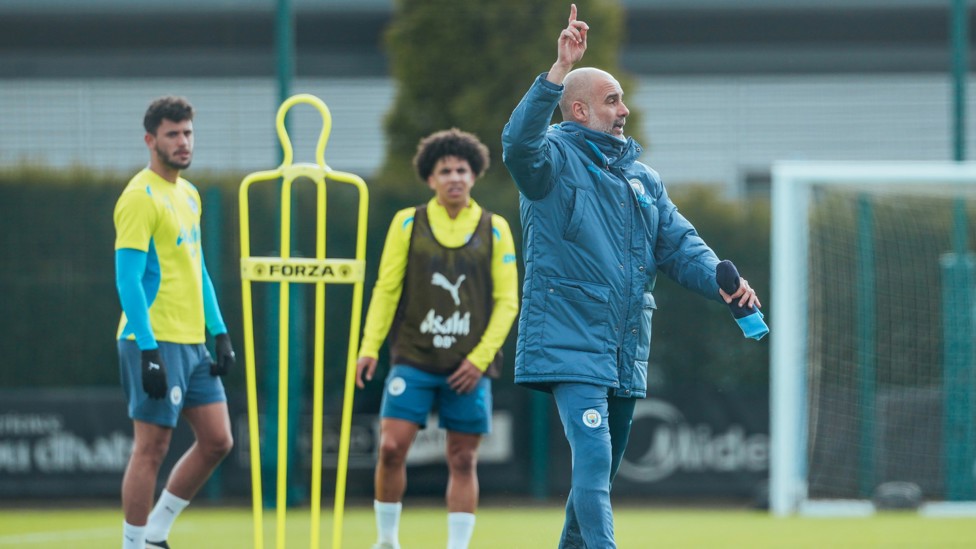 BRIEFING TIME : Pep lays down the agenda