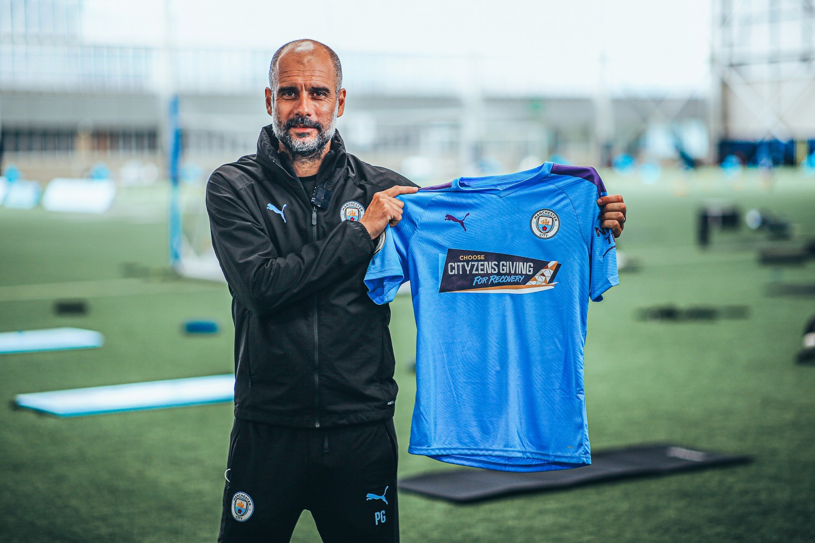 CITYZENS GIVING FOR RECOVERY: 9개의 구단, 수백만명의 팬, 그리고 커뮤니티 돕기