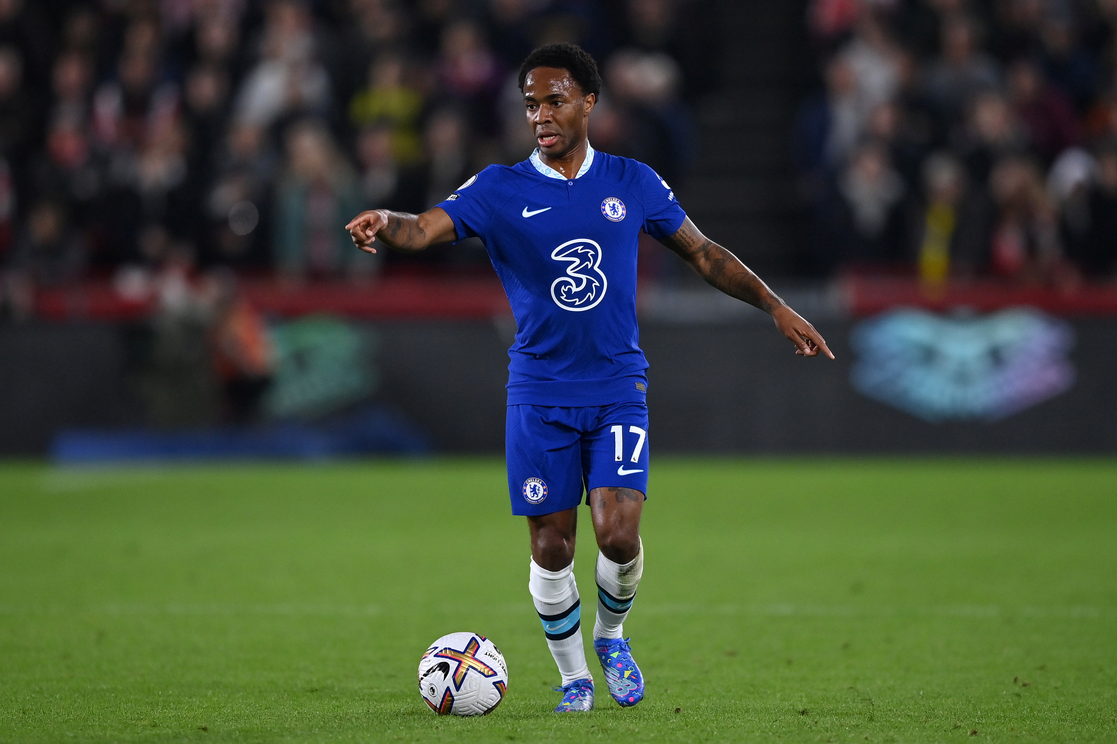 EX-CITY : Raheem Sterling se transferiu para o Chelsea no começo dessa temporada. 