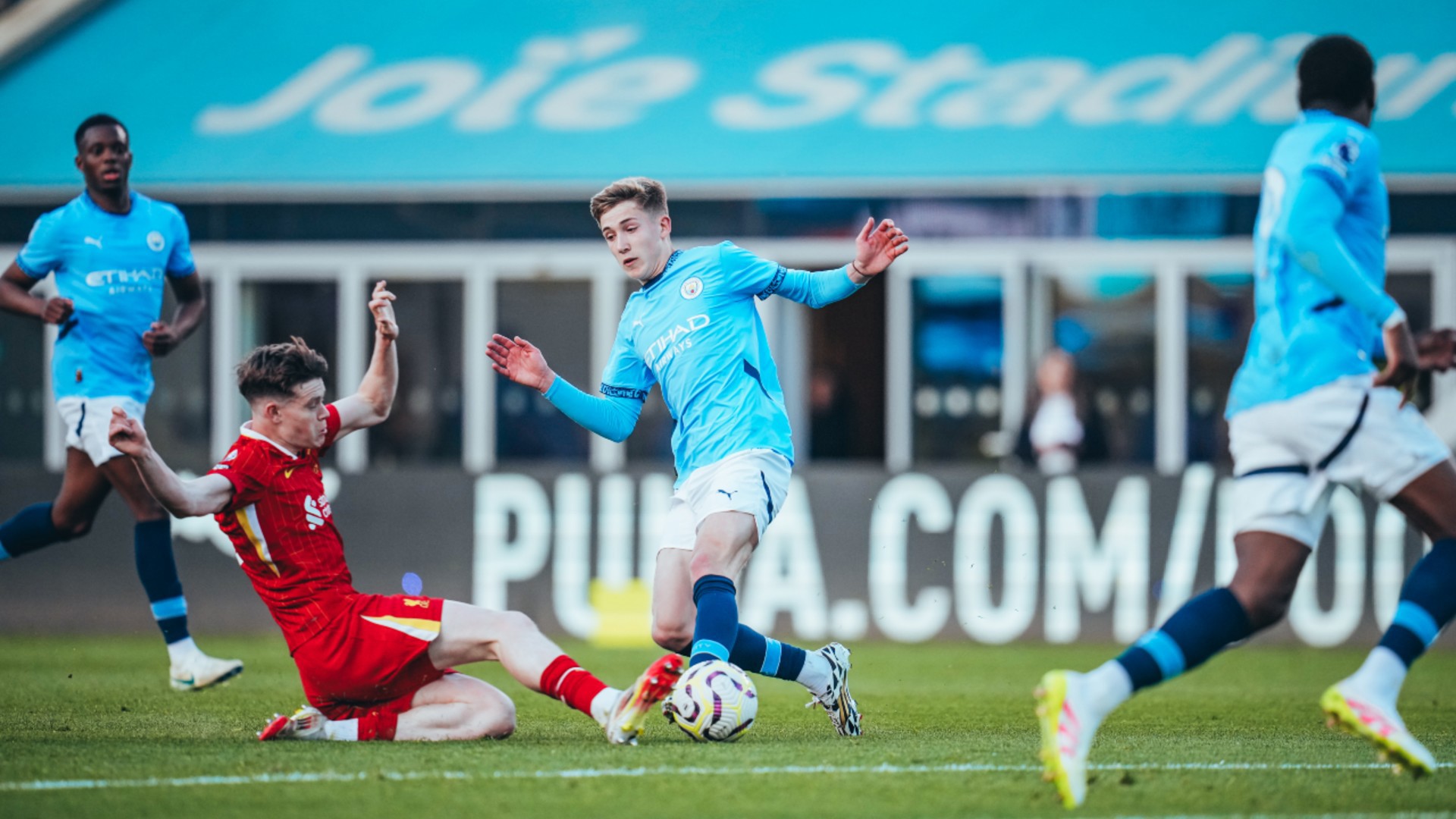 GETTING STUCK IN : Seb Naylor puts in a challenge.