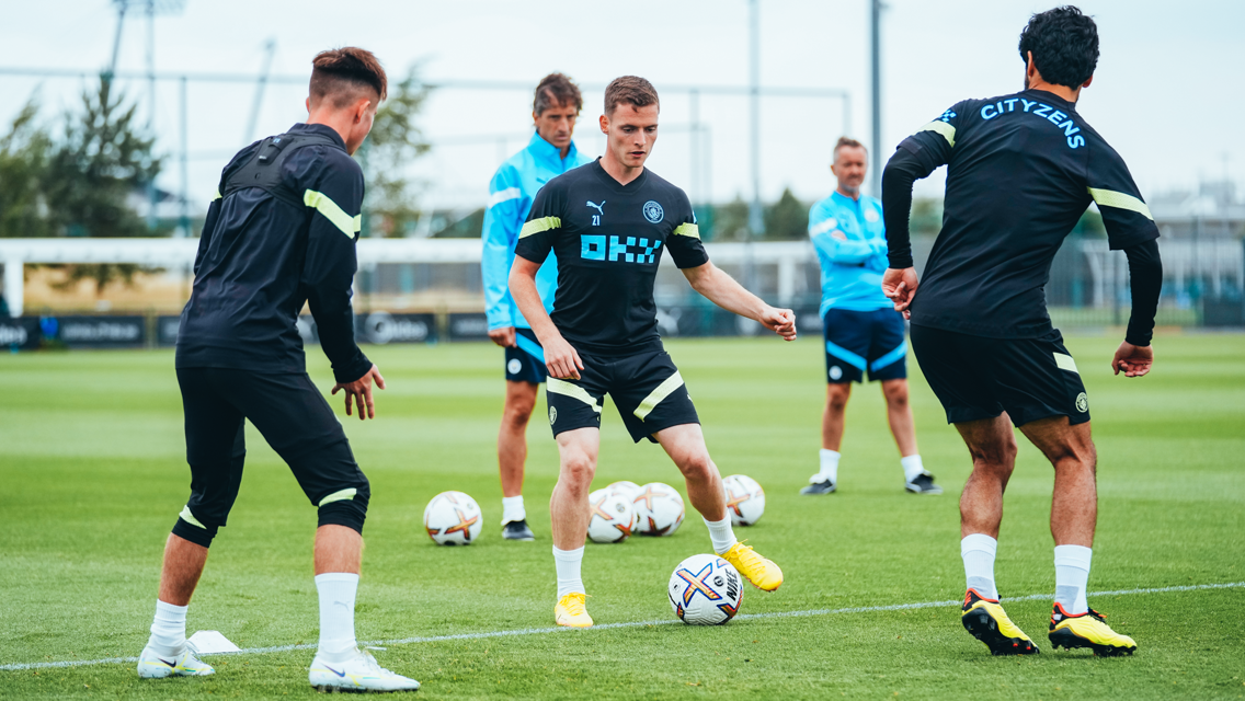 Training: Gomez links up as City continue Newcastle preparations