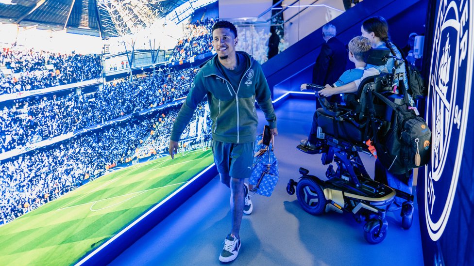 SMILEY SAVINHO : Good vibes from our Brazilian speedster.