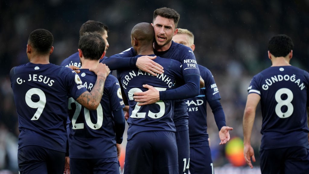  Fernandinho and Laporte start as City make three changes for West Ham