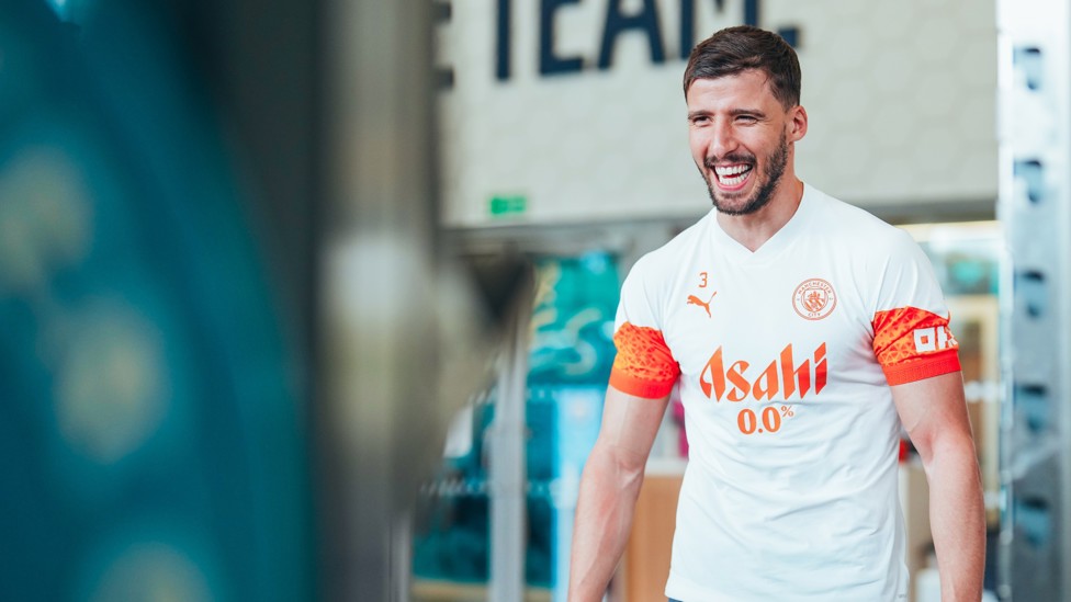 DIAS DELIGHT : Ruben Dias limbers up