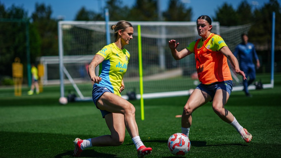 FLYING FULL-BACK : Kerstin Casparij under pressure from Lily Murphy