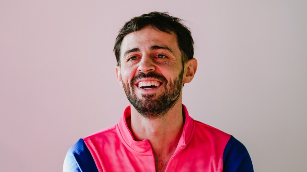 ALL SMILES: Bernardo Silva in training