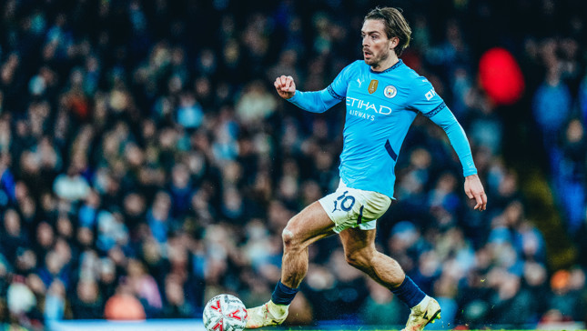 Grealish é emprestado ao Everton 