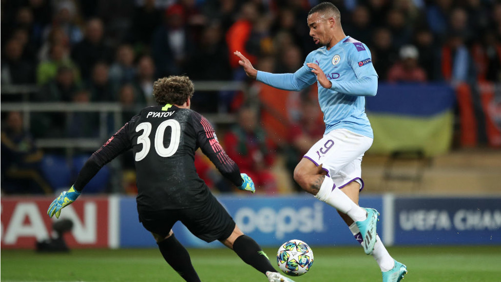FORWARD MARCH : Gabriel Jesus puts pressure on Shakhtar keeper Andriy Priyatov
