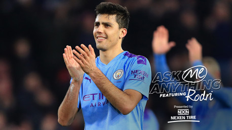 FAQ : Rodri parle de Reggaeton, de fajitas et de Freddie Mercury