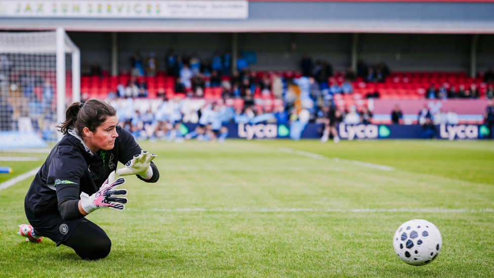 Between the sticks : Eartha Cumings with her first WSL start of the season