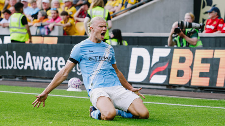 KNEE SLIDE: Haaland enjoyed that!