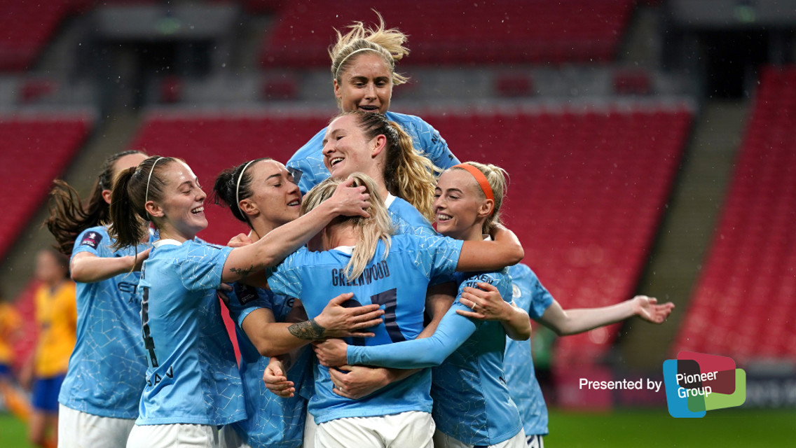 Cast your vote in the Women's End of Season Awards!