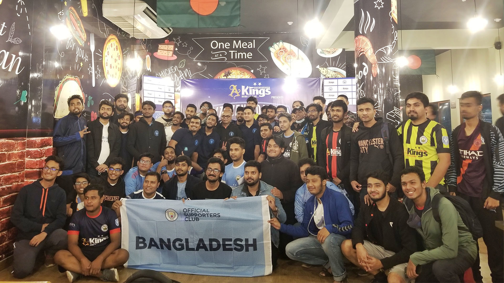 
                        Bangladesh Official Supporters Club host 'Cityzens Day' event
                