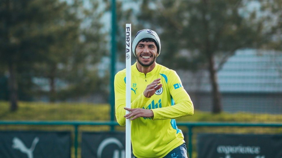 MIDFIELD ENFORCER  : Matheus Nunes navigates the pole. 