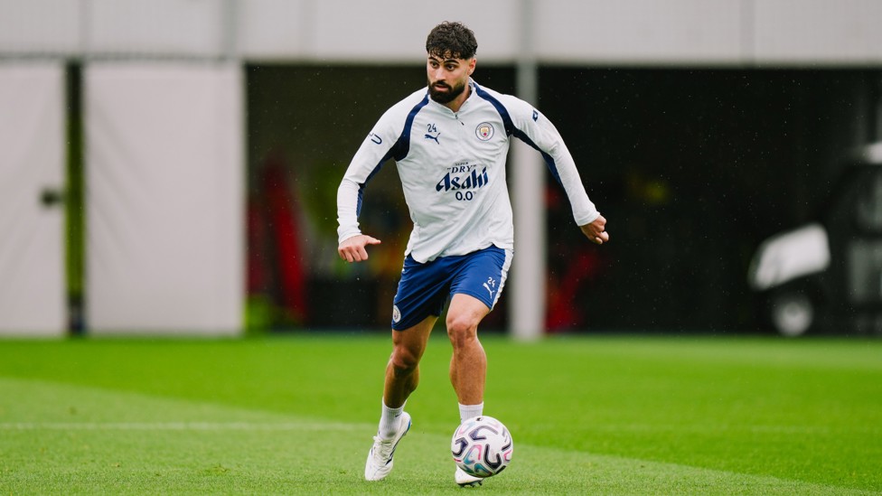 FAST FEET : Josko Gvardiol on the ball