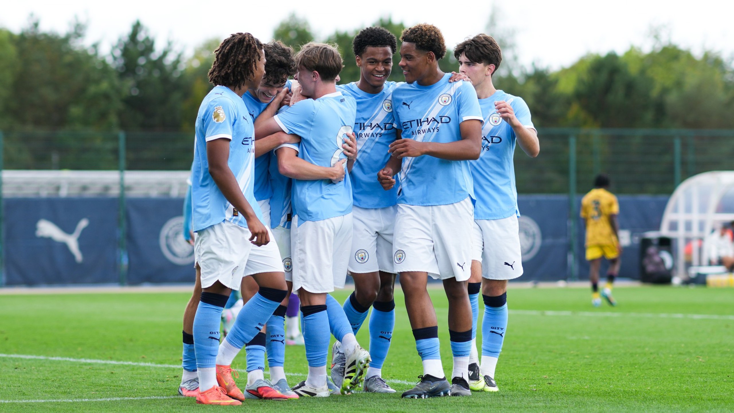 City continue unbeaten streak with PL Cup victory over Chelsea