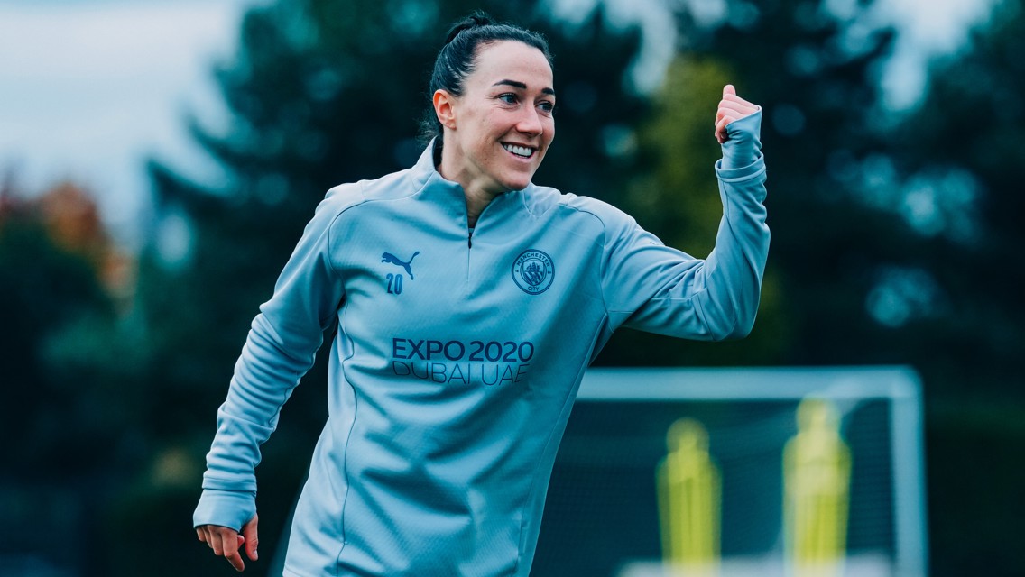 Lucy Bronze: Back on the grass!