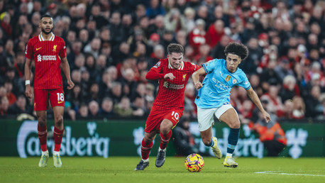 City perde para Liverpool em Anfield