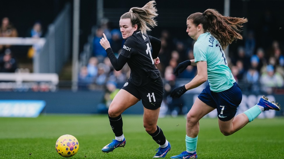 WING COMMAND : Lauren Hemp scampers clear