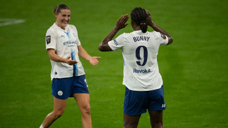 Gallery: A Lauren Hemp milestone helps City seal first away win of the season