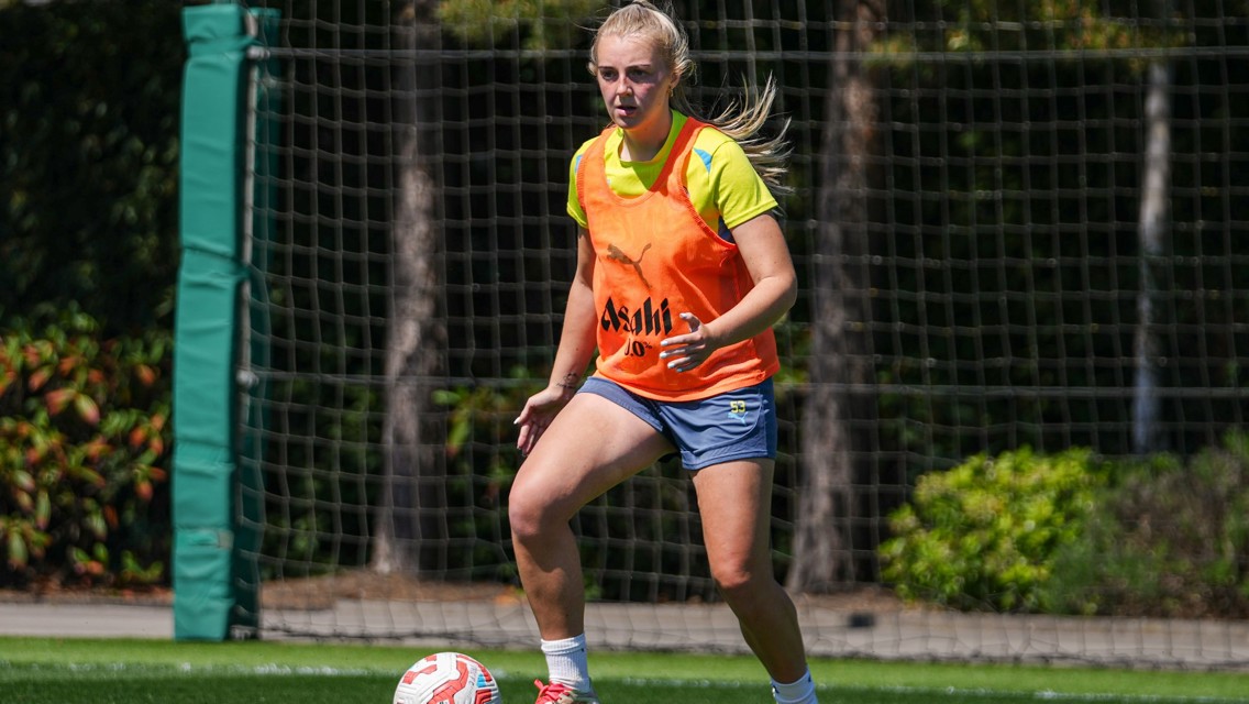 Mayzee Davies injury update
