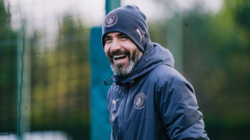 ALL SMILES : Enzo having fun in training in a November 2020 session. 