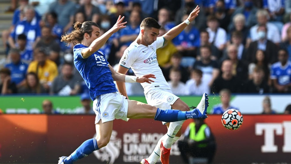 FINE MARGINS : Caglar Soyuncu thwarts Ferran Torres with a timely interception