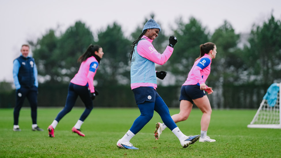 GET IN  : Bunny celebrates.