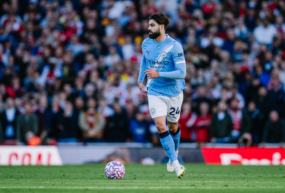 Gvardiol completou 100 jogos pelo City diante do Arsenal.