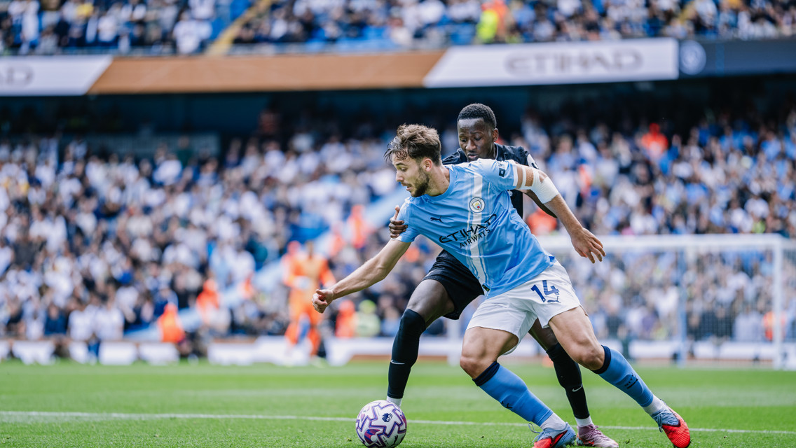 City perde para os Spurs no Etihad 