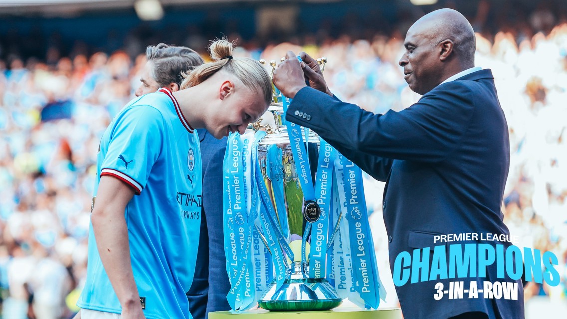 Alex Williams MBE hands over Premier League trophy in his final season