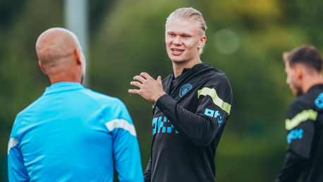 Sevilla x City: treino AO VIVO