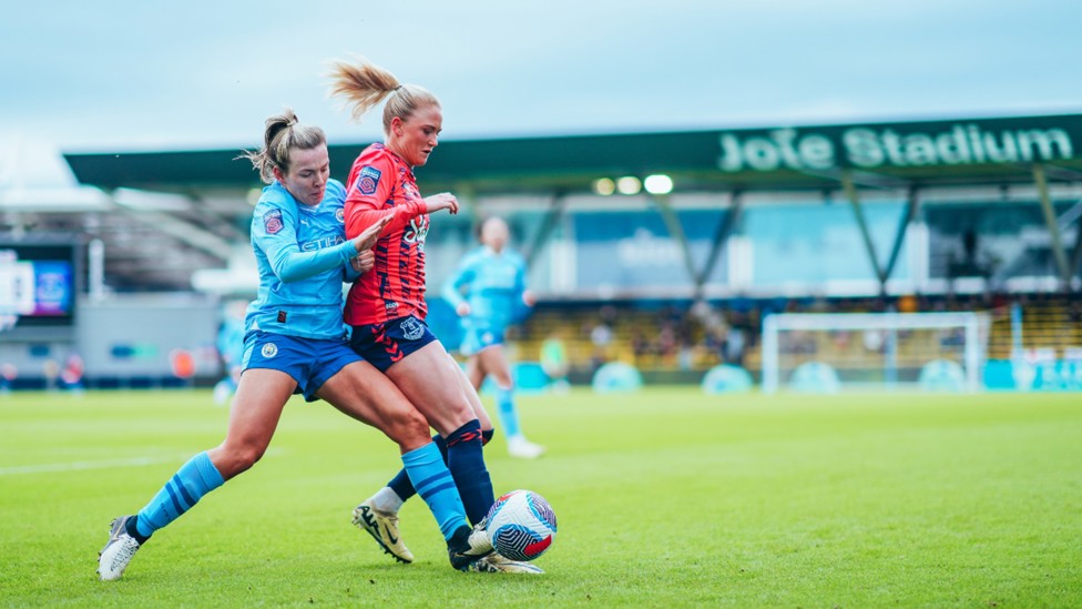 DRIVING ON: Lauren Hemp puts in the hard yards.