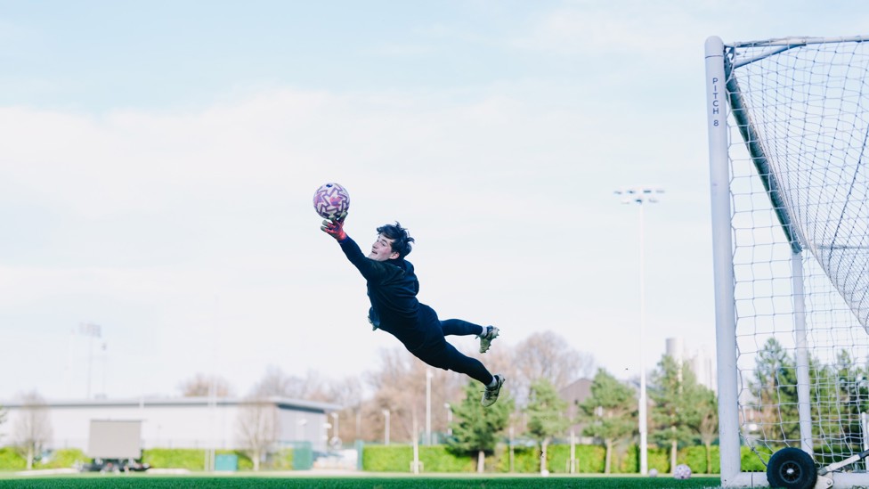 DIVING INTO IT: Max Hudson leaps for the ball