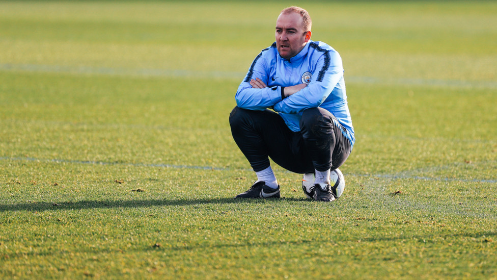THE BOSS : Nick Cushing watches on