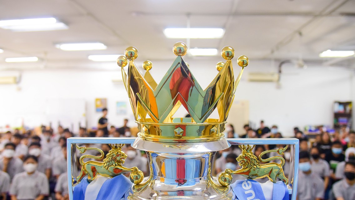 Premier League trophy visits Cityzens Giving Young Leaders in Kuala Lumpur