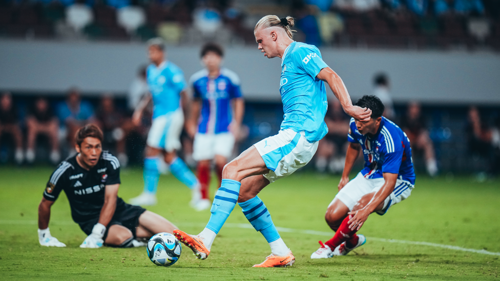 THAT MAN AGAIN : Haaland taps in a second