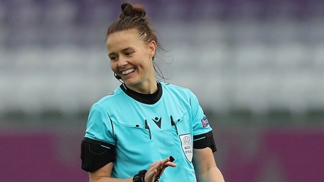 Professional Referee Rebecca Welch visits CITC City Inspires students