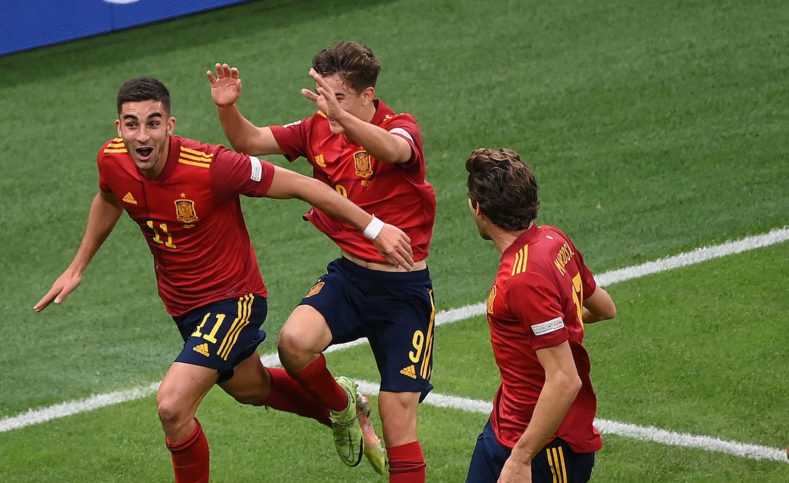 España a la final de la Liga de las Naciones con doblete de Ferran
