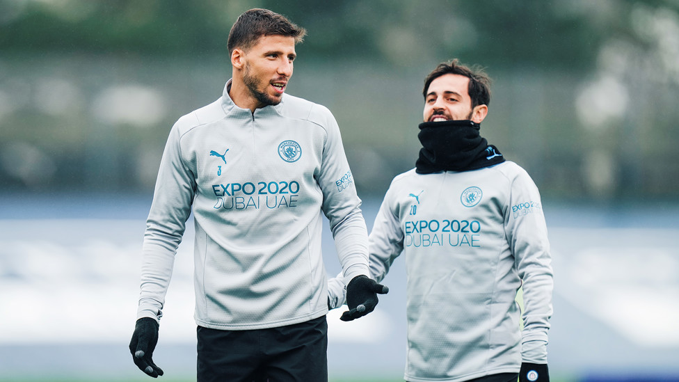PORTU-GEEZERS : Ruben Dias and Bernardo Silva get ready for the next drill