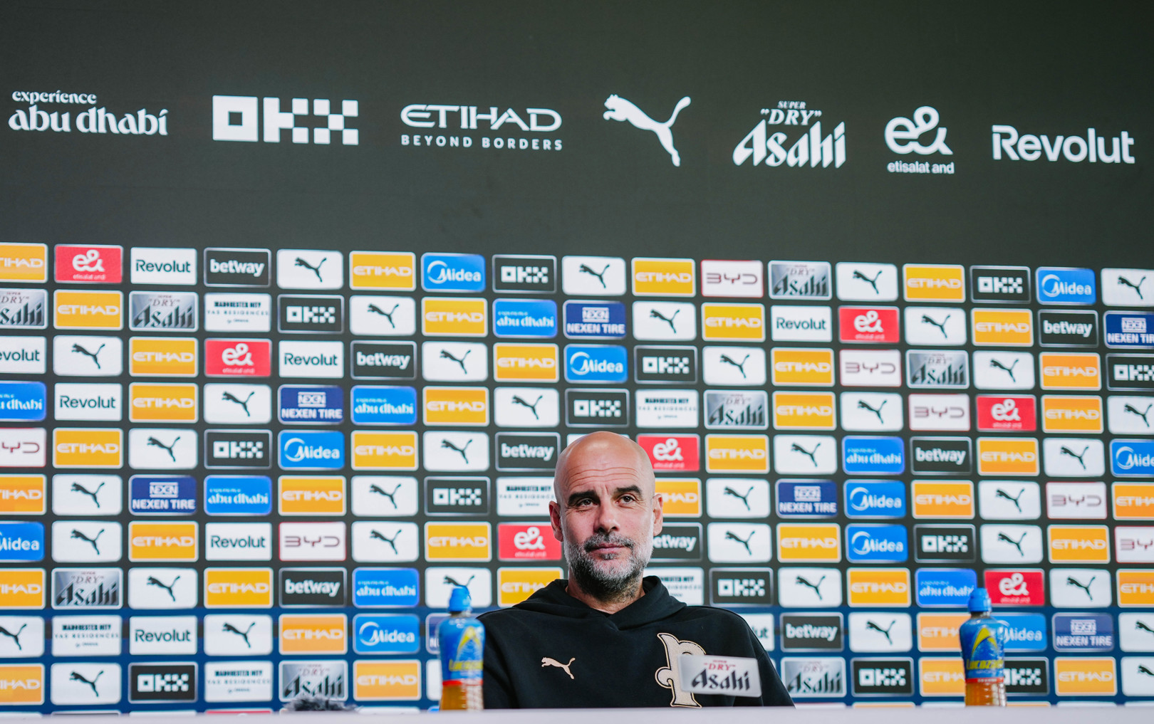Queremos estender a disputa pelo título até o Aston Villa, diz Pep