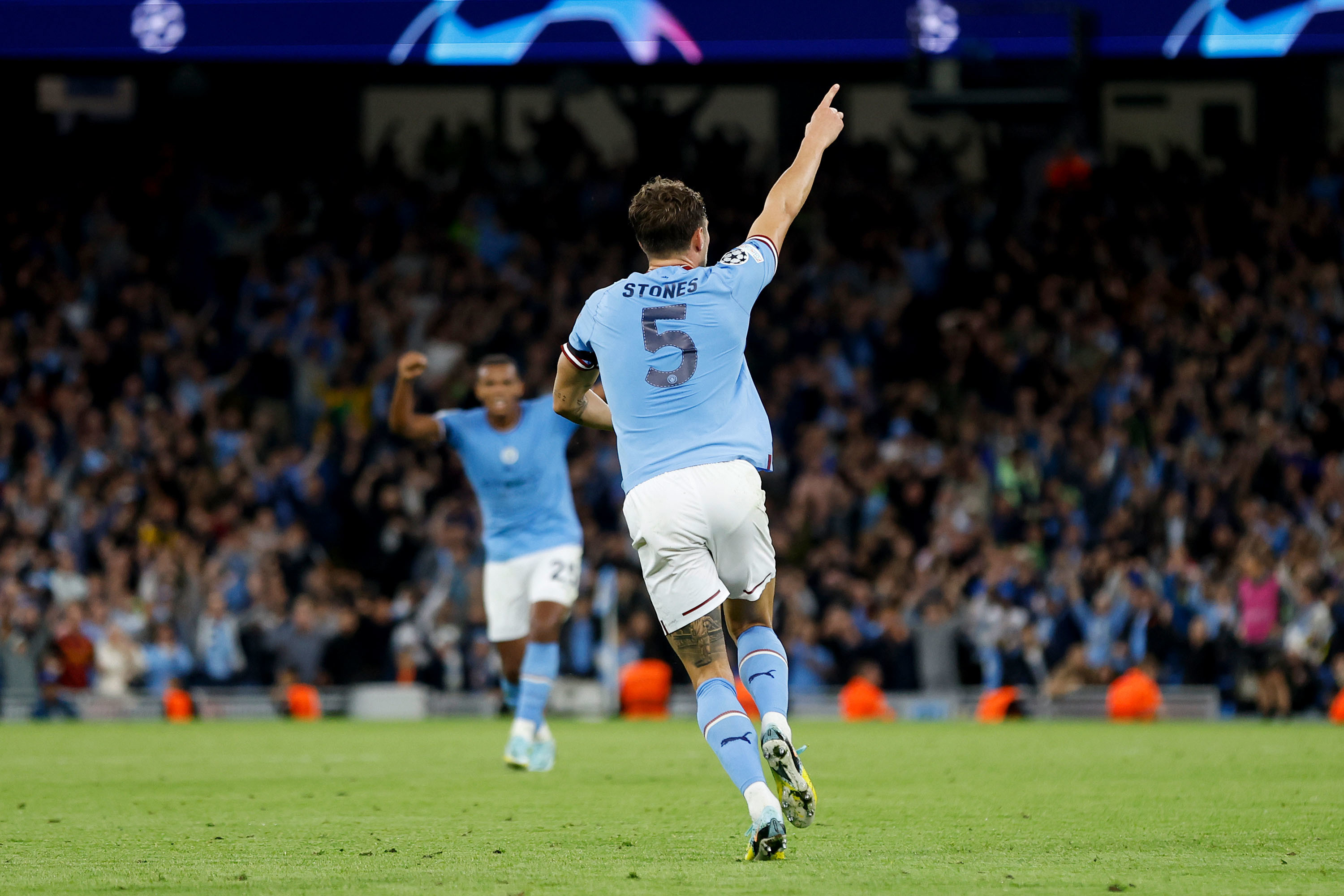 FORTALEZA : City é muito forte em jogos da Champions League no Etihad.