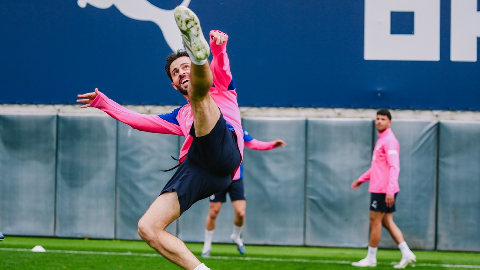 HIGH KICKS : Bernardo Silva shows off his skills